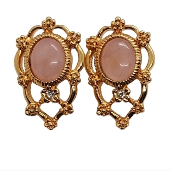 AVON VINTAGE GOLDTONED & ROSE QUARTZ ORNATE EARRINGS - Picture 3 of 5